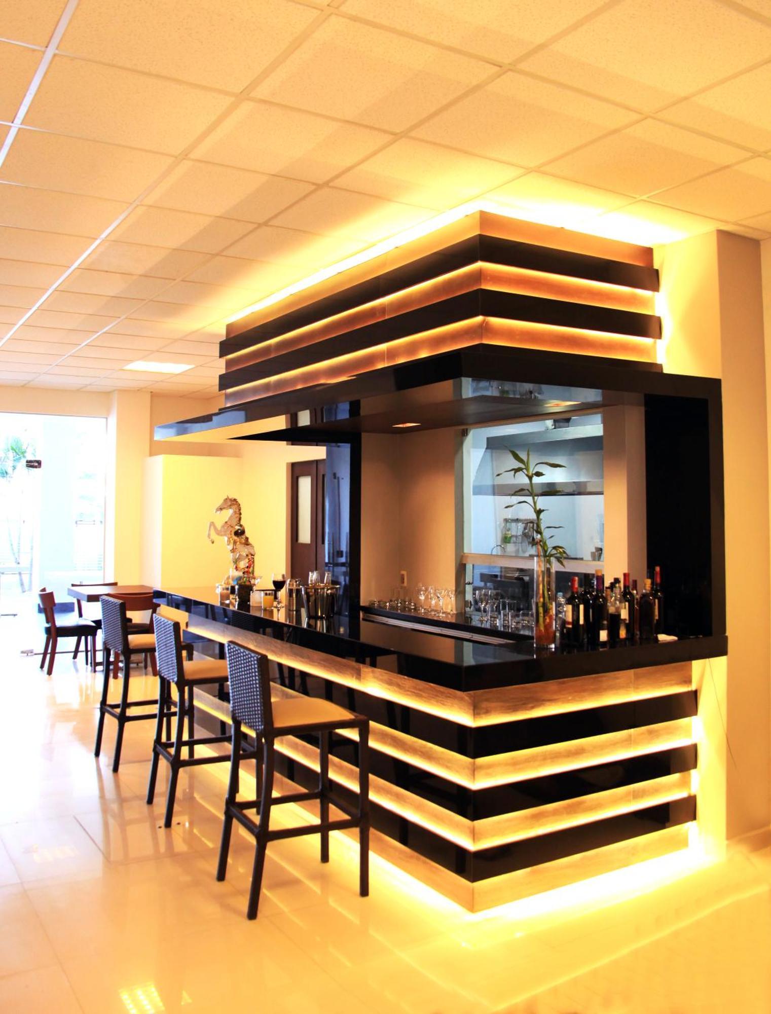 Prince Hotel Hotel