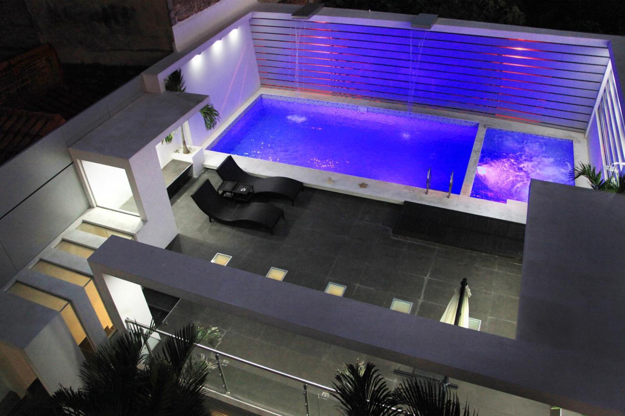 Prince Hotel 3*