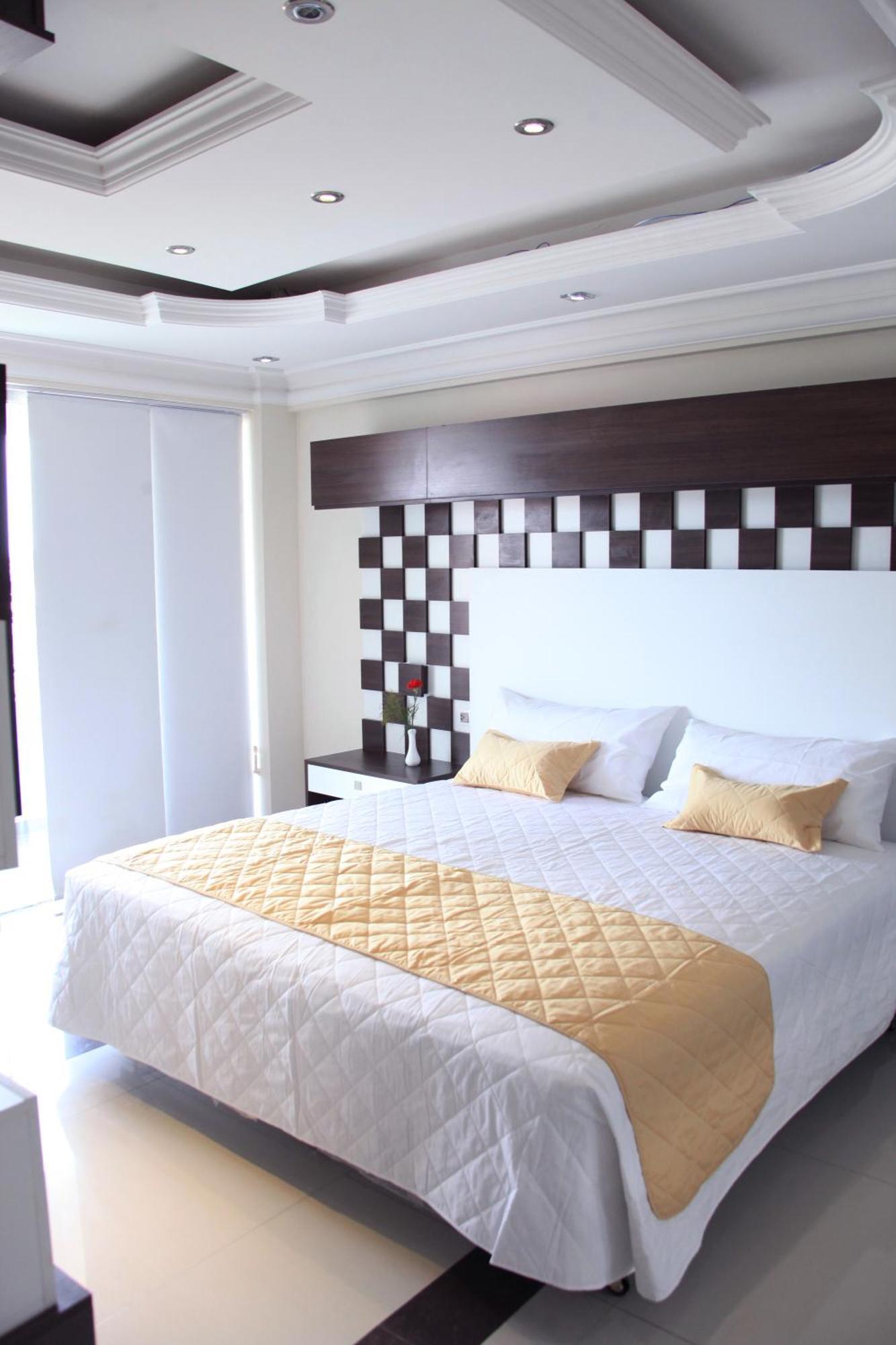 Prince Hotel Hotel